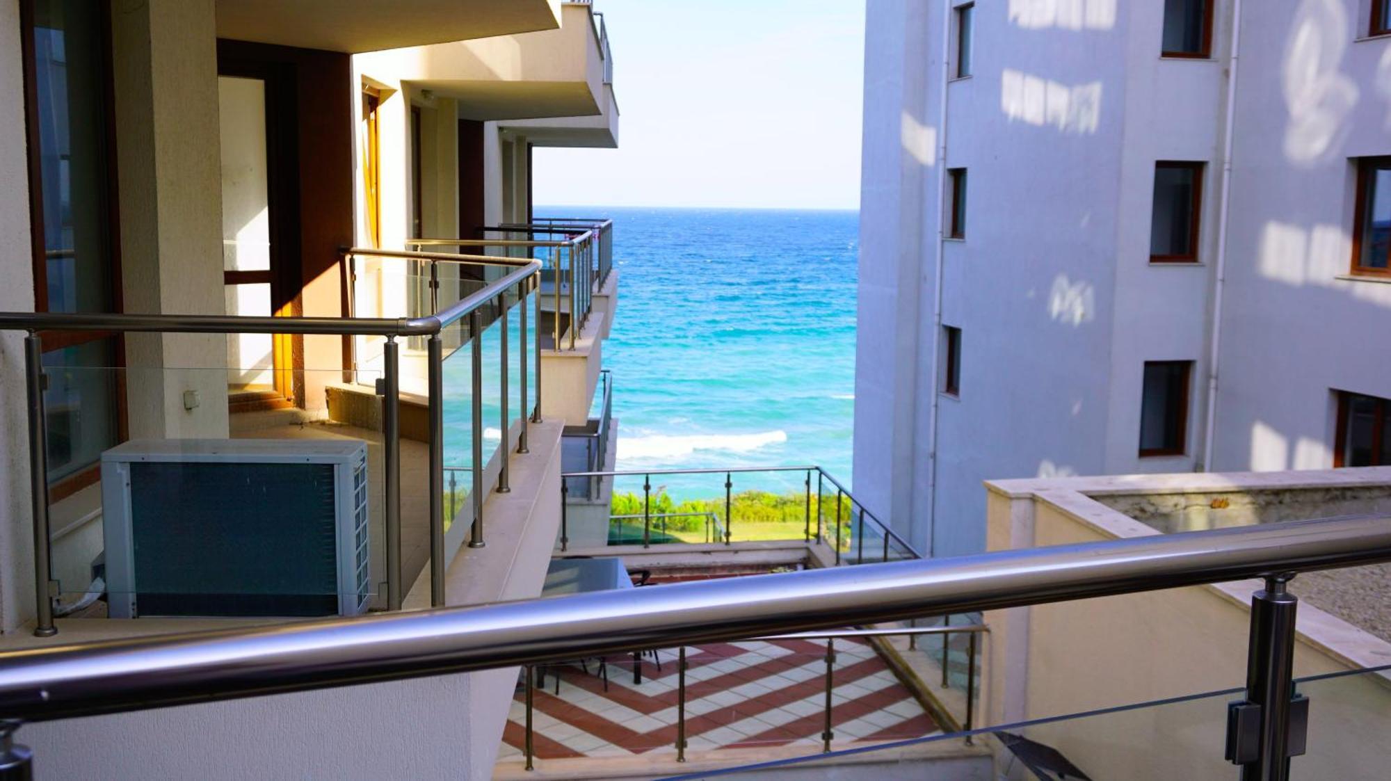 Апартаменти Бяла Клиф На Плажа - Apartments Byala Cliff First Line Rom bilde